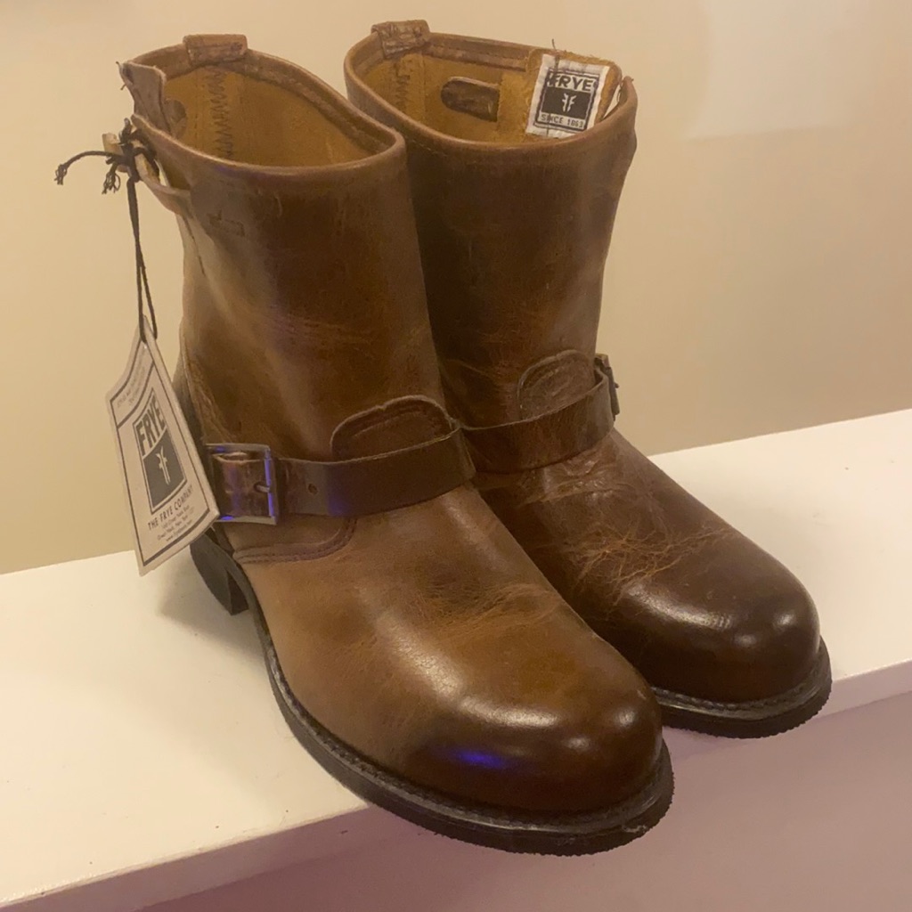 Frye Engineer 8r Leather Boot In Dark Brown